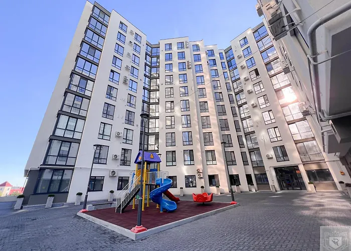 Renthouse Apartments Level Up
